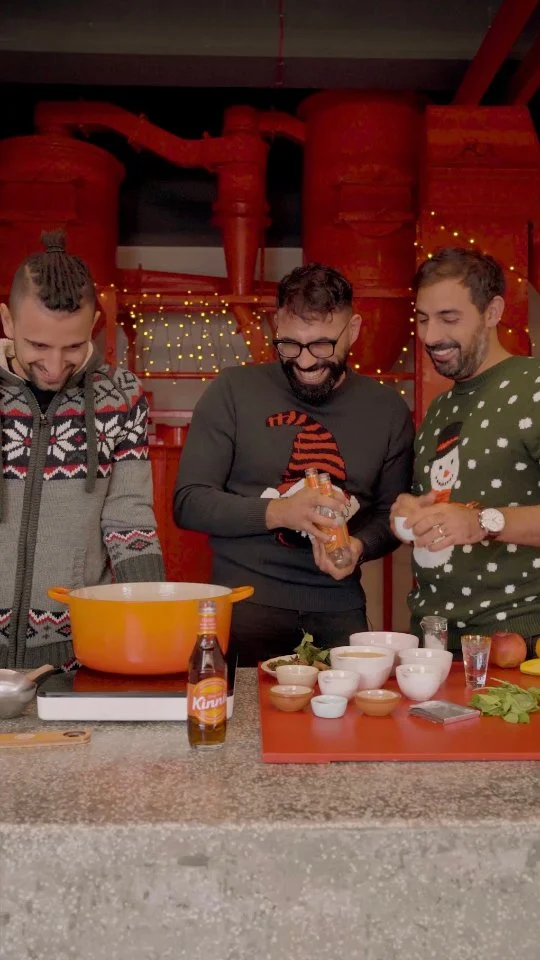 Remember our viral Kinnie Mulled Wine? We challenged @thetravellersmalta to recreate it without the recipe and with extra trick ingredients thrown in for fun! 🍷🎄🎤

 Want to make your own Kinnie Mulled Wine? 🎅🏻🍹🎉 

Find our original recipe on our website via the link in our bio. Be sure to enter our giveaway to catch The Travellers at their 'Kunċertun tal-Milied: Il-Pjan tal-Elfu' on 20th, 21st and 22nd December.